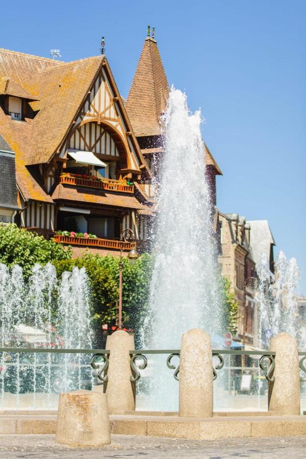 Villa Olive - 4 Bdr - Garden - Deauville Centre Екстер'єр фото